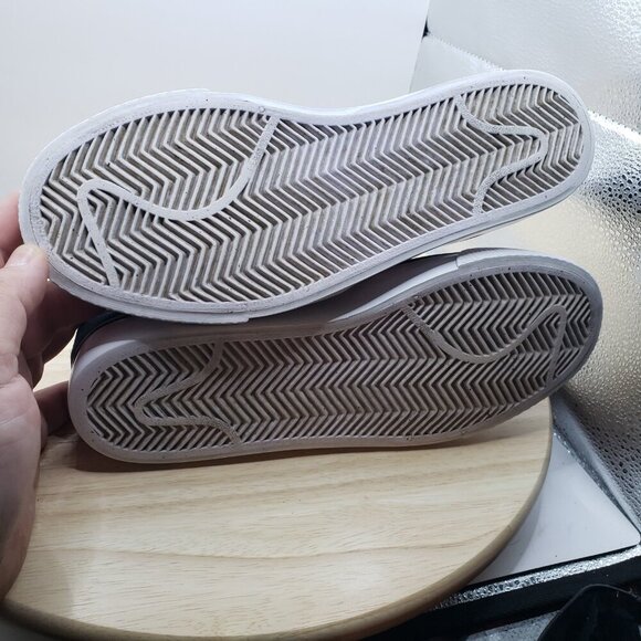 NIKE Better world 724770-010 Black/White Slip On Size US 7.5 - Picture 6 of 7